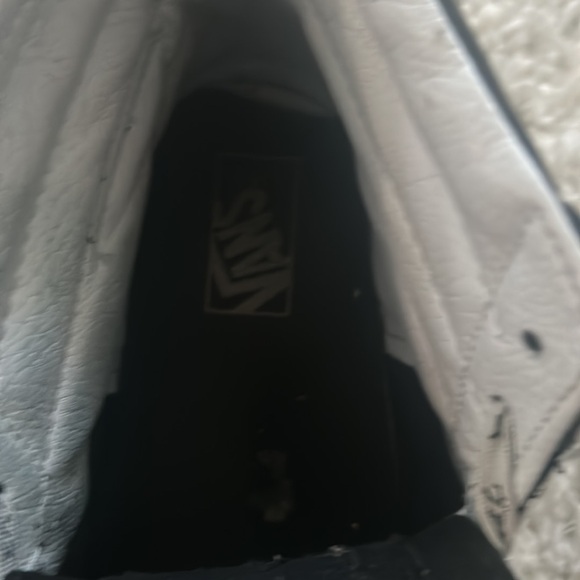 Vans - Picture 7 of 7